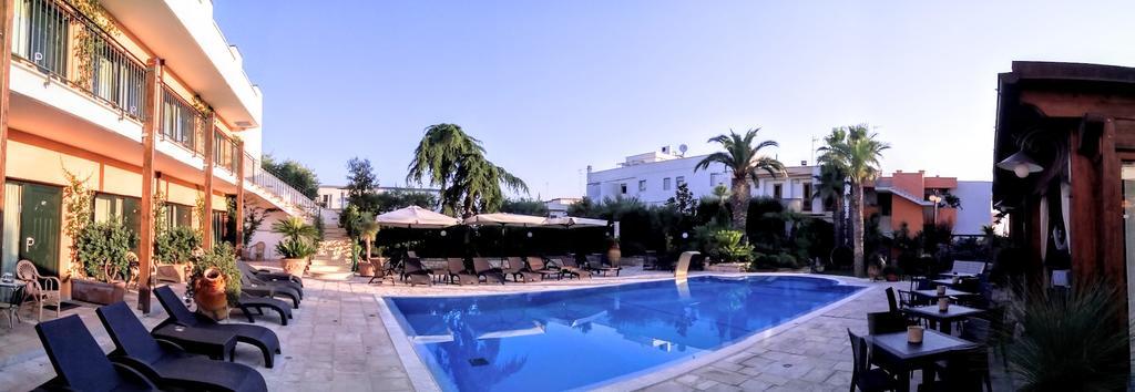 Hotel Cuor Di Puglia Alberobello Exteriör bild